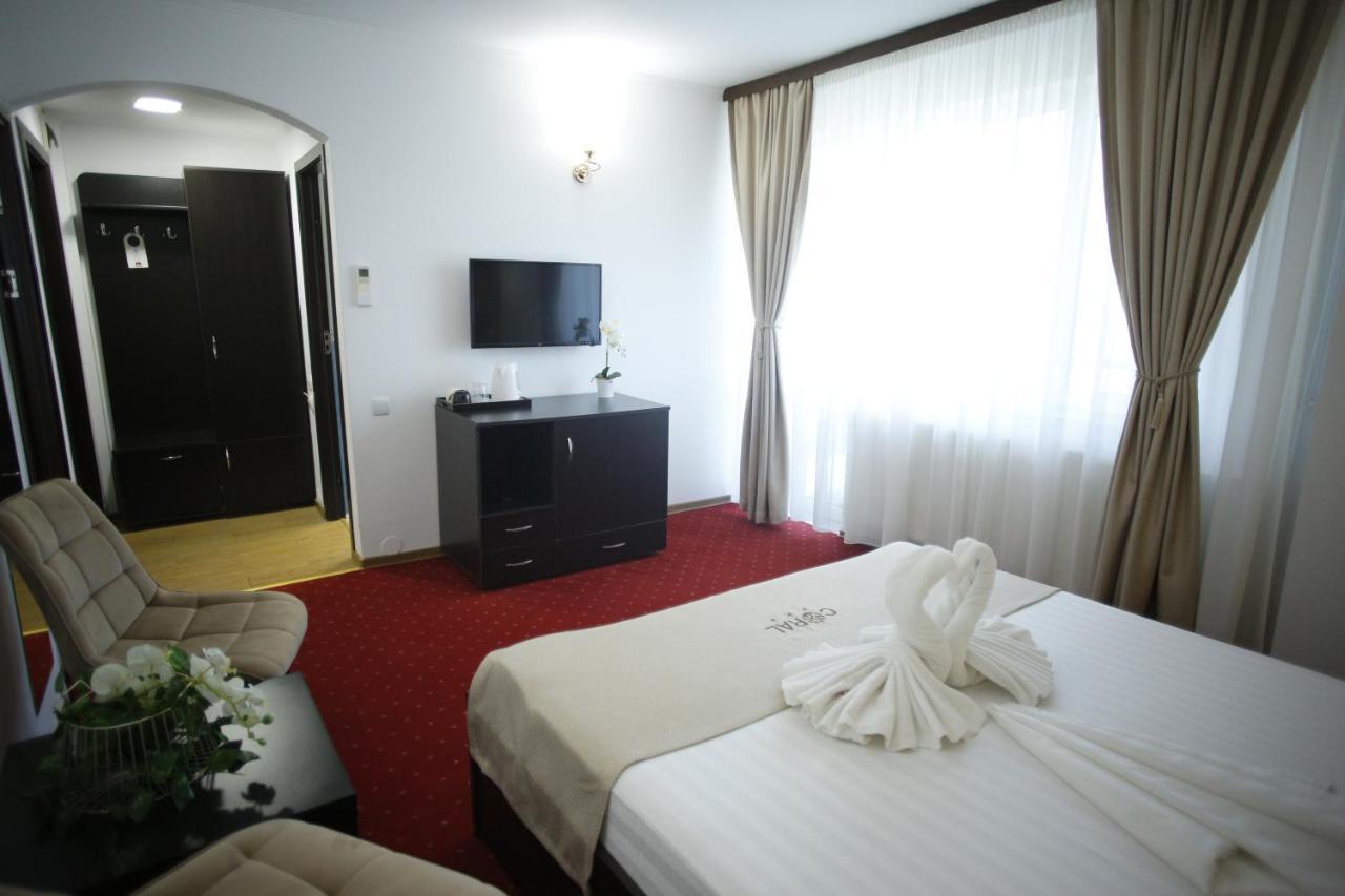 ホテル Casa Coral Mamaia Nord ナボダリ エクステリア 写真